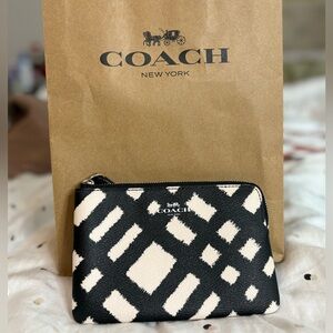 Coach Black and White Geometric Wristlet